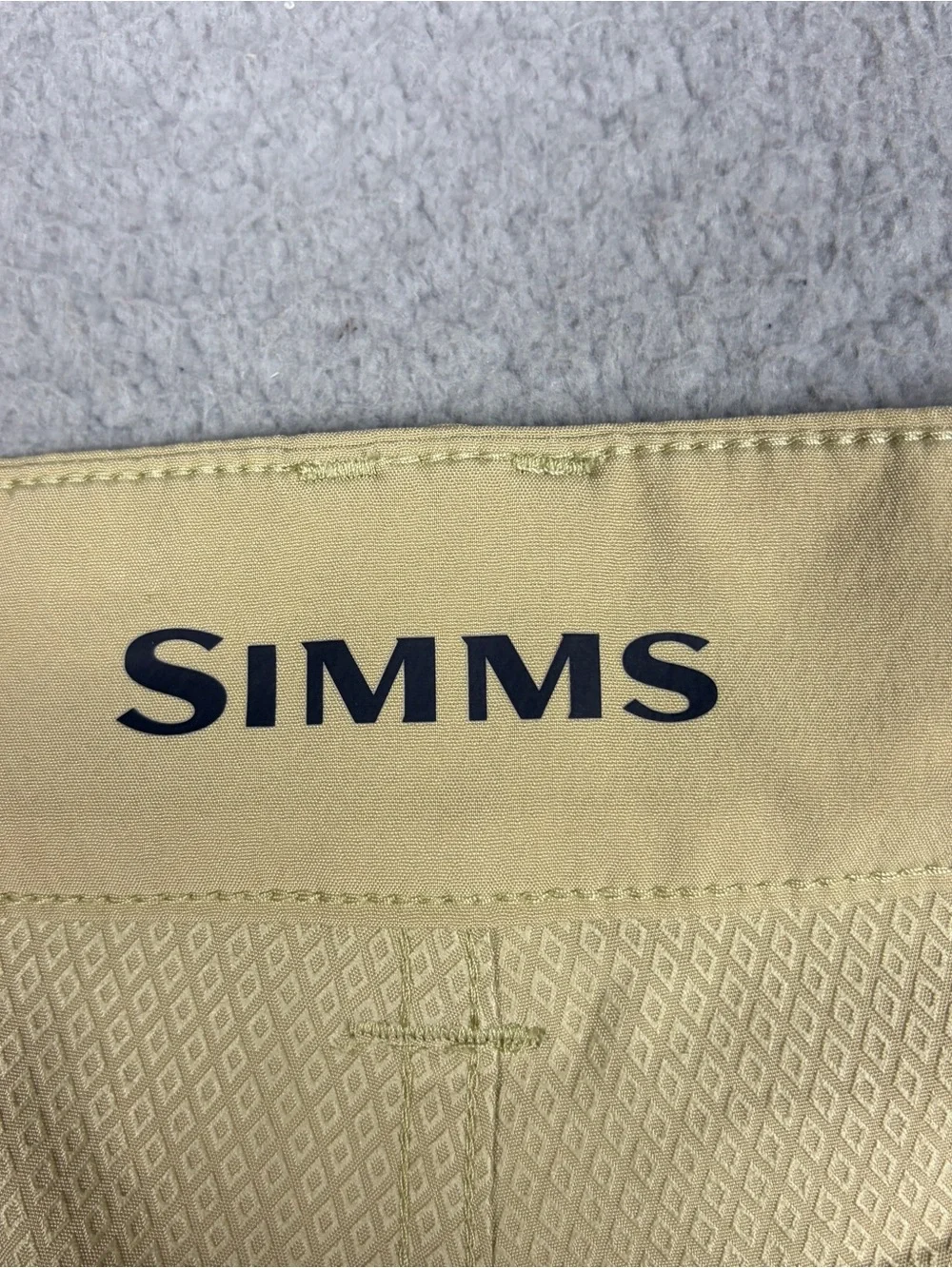 Simms Fishing Shorts Men's 36 Light Khaki Technical Athletic Zip Pocket